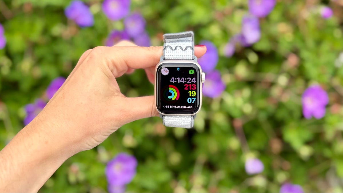 the-apple-watch-se-3-just-got-its-first-discount-–-here’s-where-to-buy-one