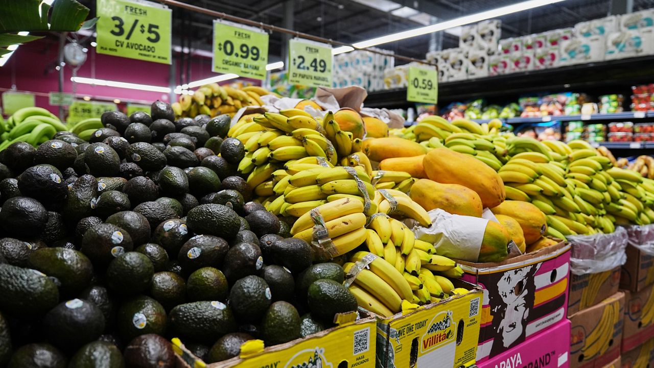 interrupted-snap-benefits-force-chinese-new-yorker-to-use-food-pantry-for-first-time