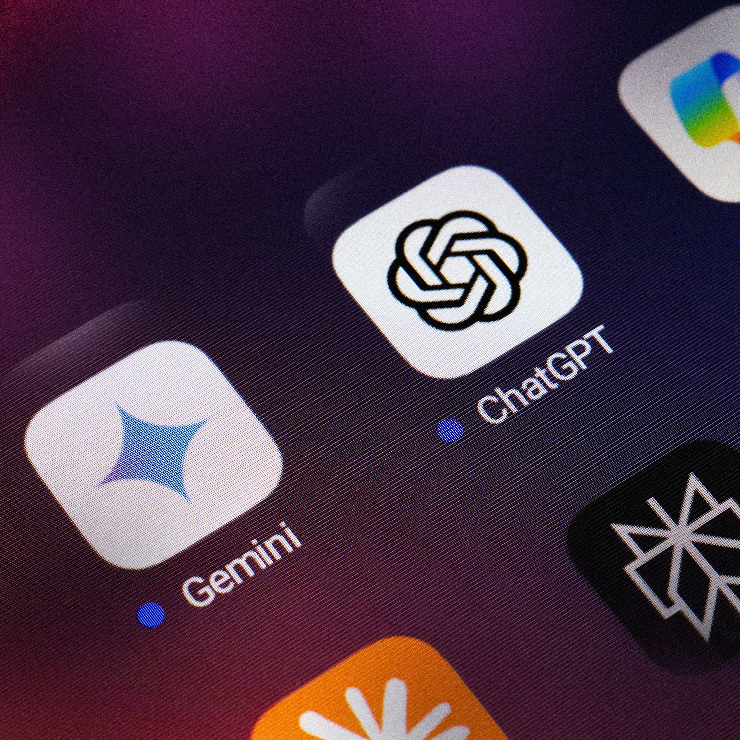 use-google-gemini-and-chatgpt-to-organize-your-life-with-scheduled-actions