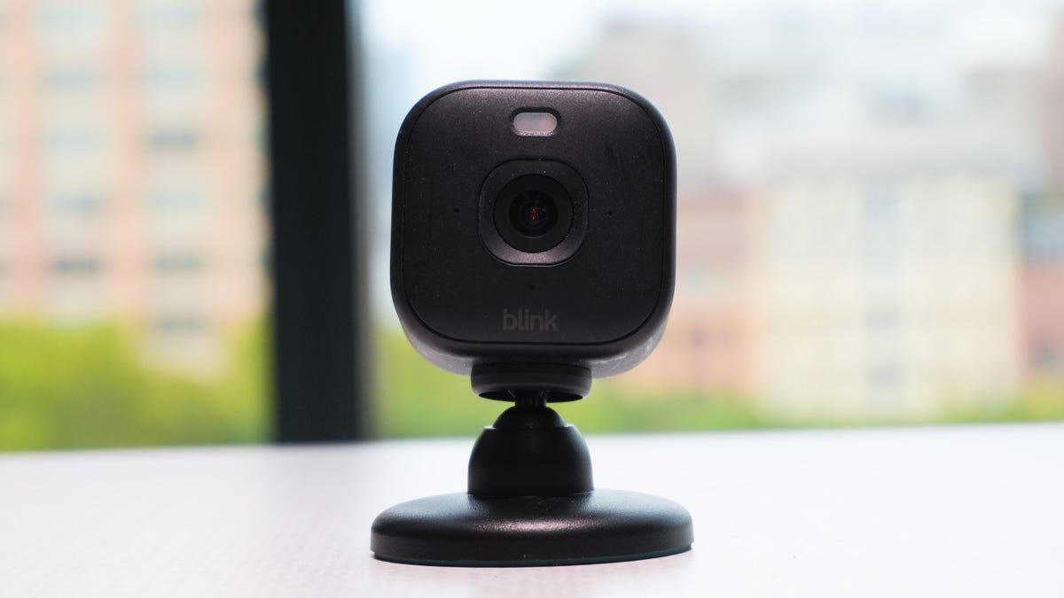 should-you-be-afraid-of-smart-home-hacking?-6-ways-experts-keep-their-devices-protected