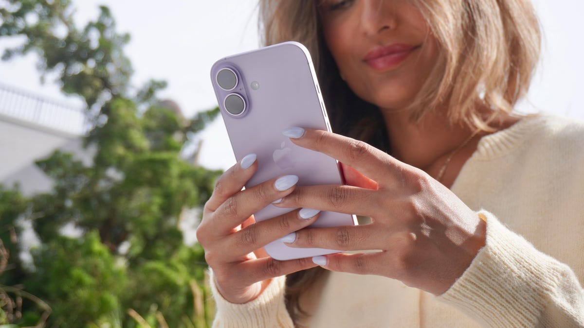 the-iphone’s-new-call-screening-feature-makes-updating-to-ios-26-totally-worth-it-for-me