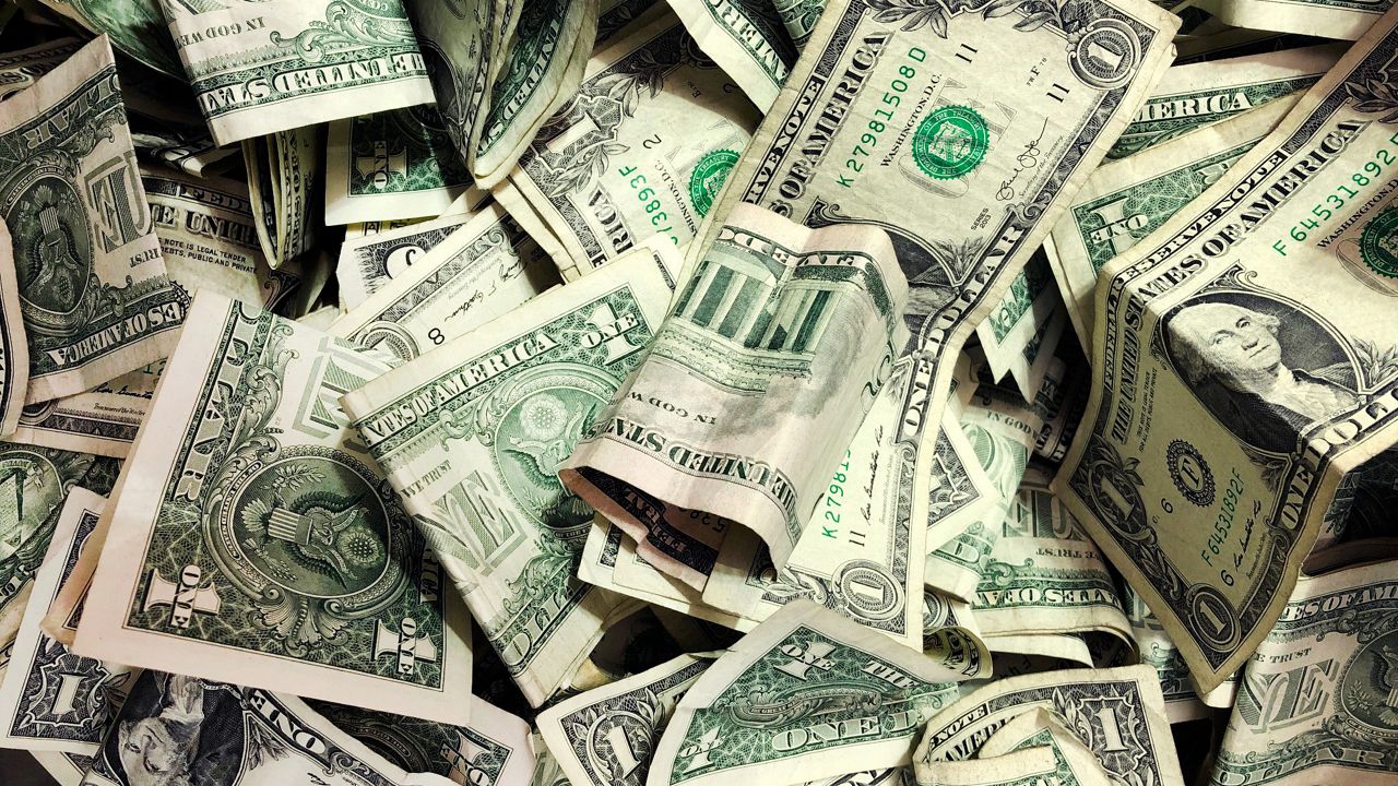 new-york-minimum-wage-increasing-again-starting-jan.-1,-2026